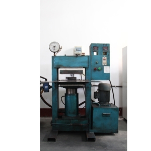 Vulcanizing press